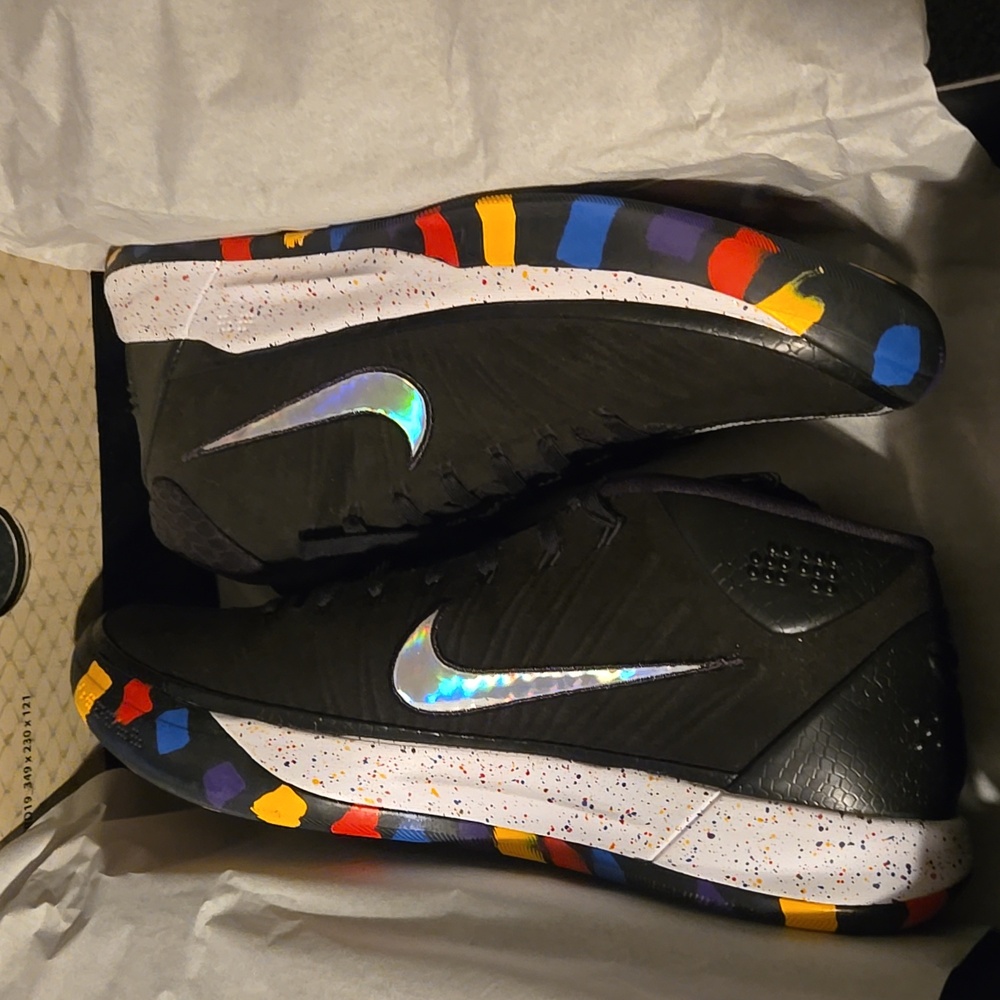 Kobe AD MM size 11